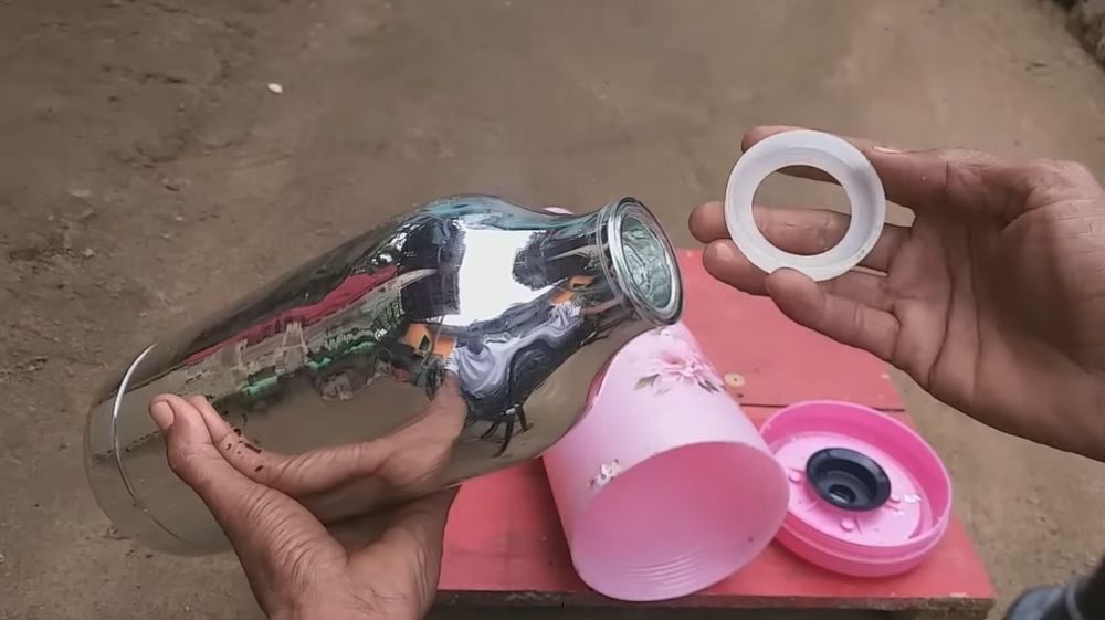 Jangan buru-buru dibuang, begini trik agar air di dalam termos tetap awet panas hingga berhari-hari