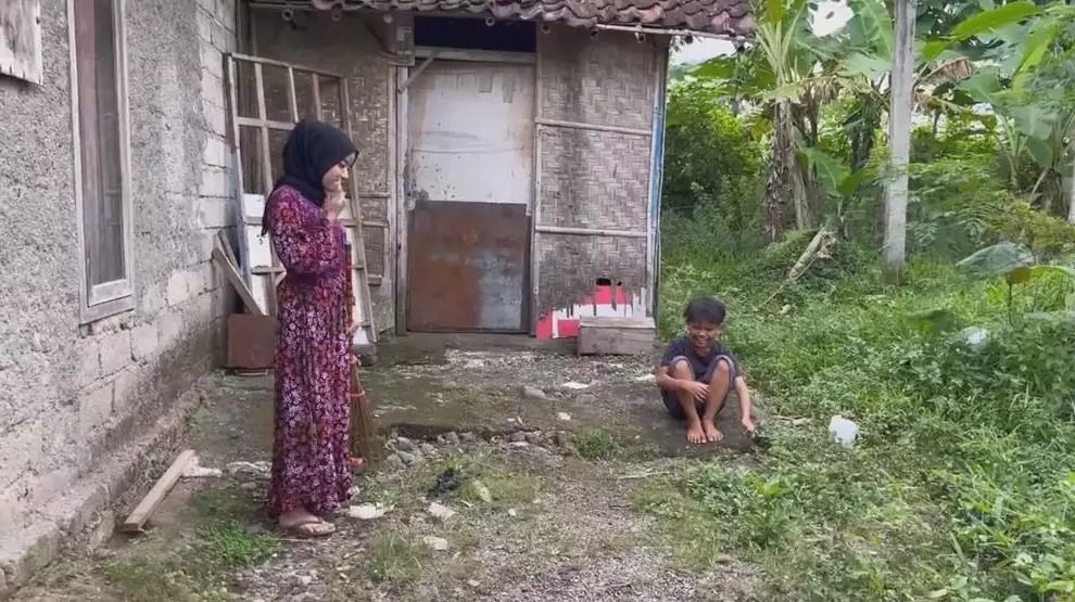 rumah Farel Prayoga dulu semen kini megah © YouTube