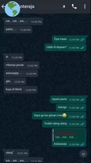 chat lucu kurir paket ajak pelanggan bercanda Berbagai sumber