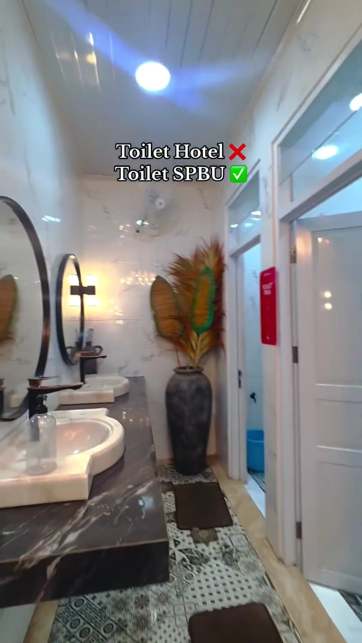 7 Potret interior toilet kelewat mewah di SPBU ini bikin melongo, buang hajat berasa di hotel sultan