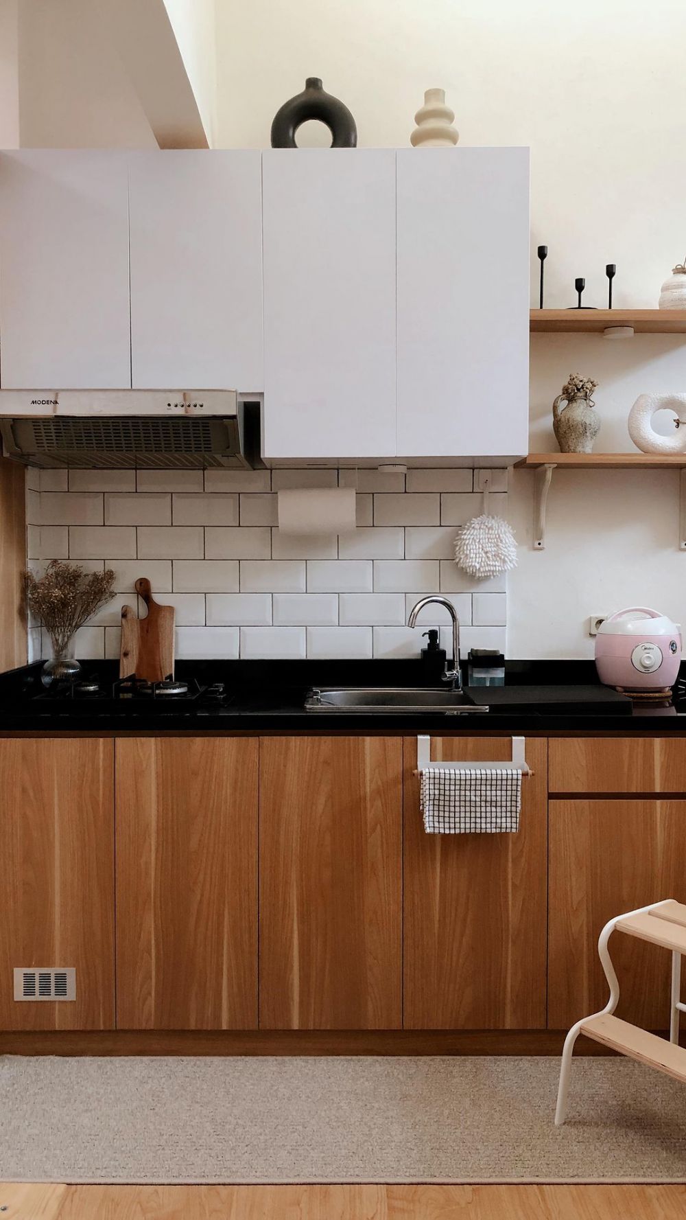 dapur segaris japandi © Instagram