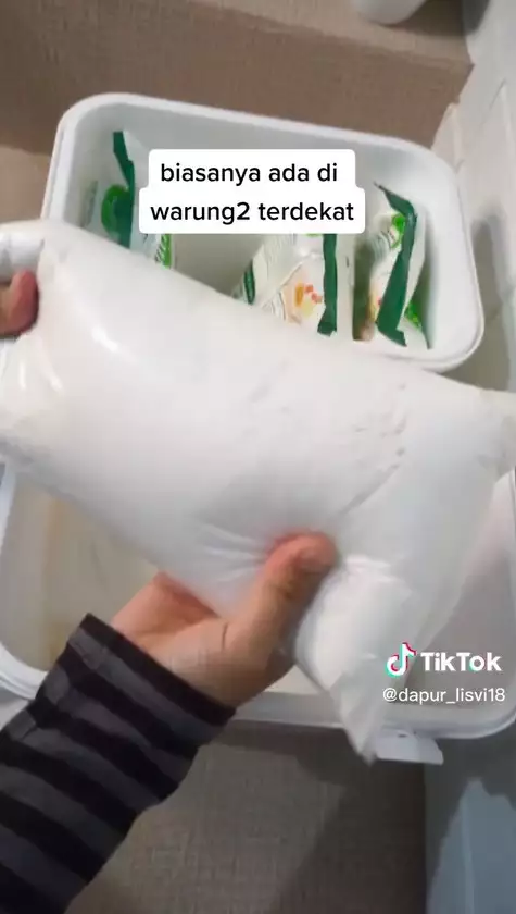 Bukan ditambah tepung beras atau tapioka, ini trik agar adonan bakwan renyah tahan lama saat digoreng