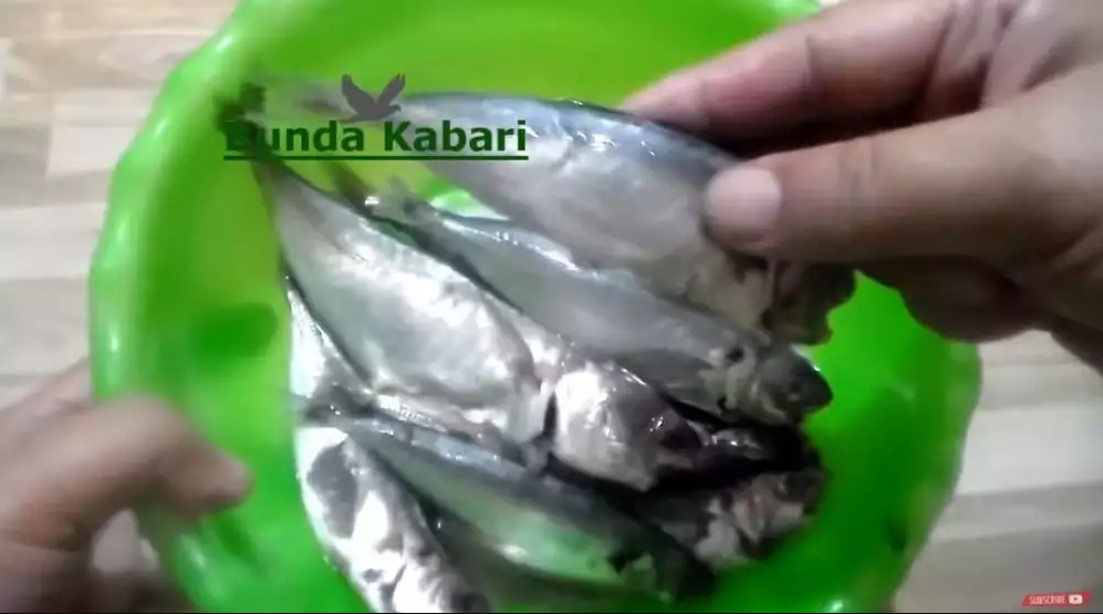 Cara ampuh hilangkan formalin pengawet pada ikan, cukup pakai satu bahan dapur