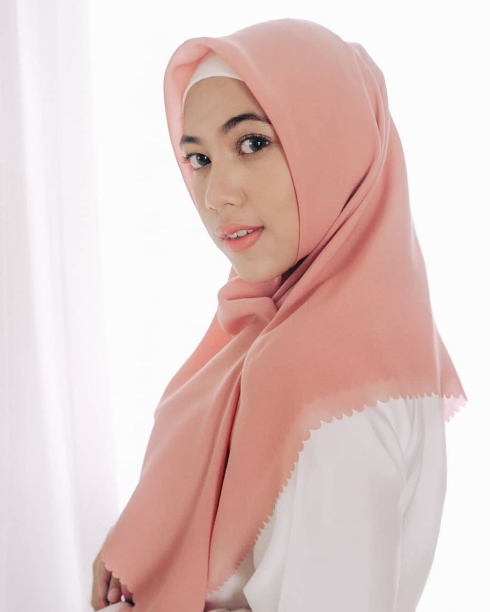 Santi istri Mark Sungkar © Instagram Santi istri Mark Sungkar © Instagram