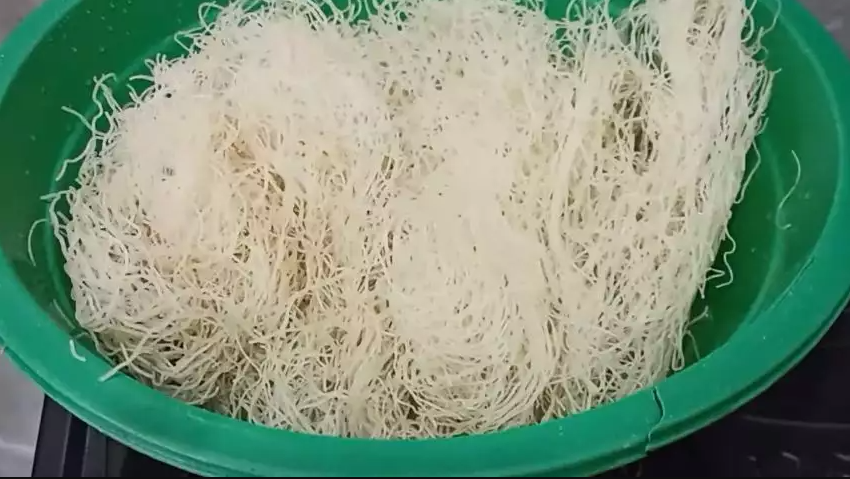 Tak perlu direbus dulu, ini cara bikin bihun goreng yang enak, lembut, dan tidak mudah basi