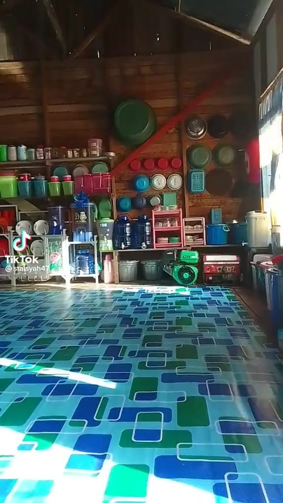 Potret dapur rumah panggung Berbagai sumber Potret dapur rumah panggung Berbagai sumber