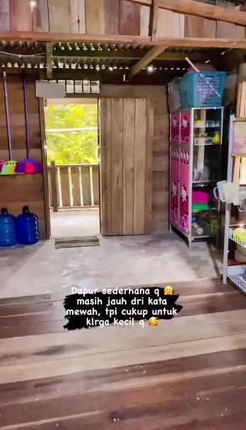 potret penataan dapur rumah sederhana TikTok