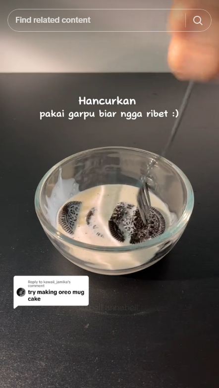 Tanpa mixer atau oven, ini trik bikin brownies lembut dan super praktis cuma butuh 1 menit