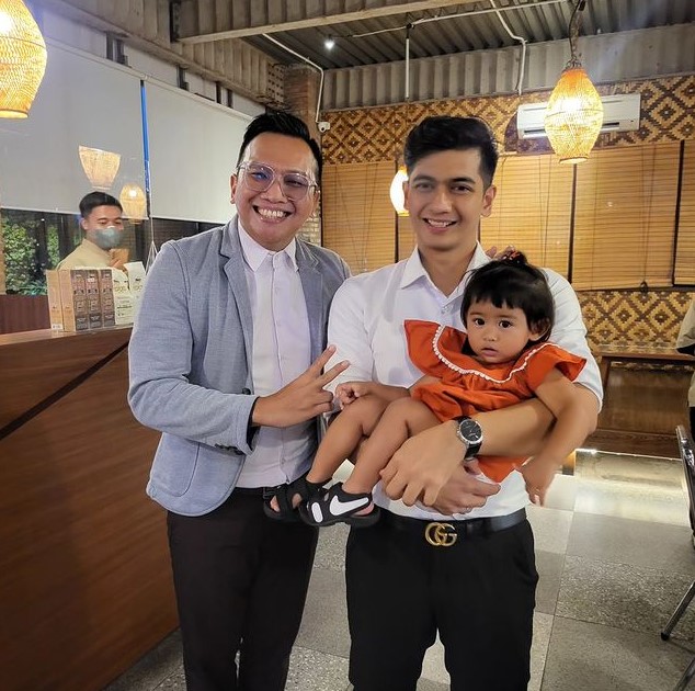 Teuku Ryan wisuda S2 tanpa istri © Instagram Teuku Ryan wisuda S2 tanpa istri © Instagram