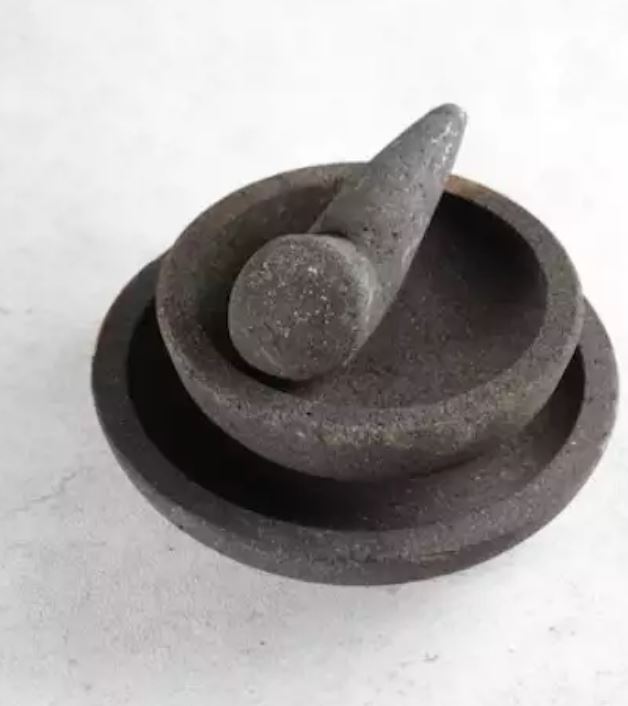 8 Cara mudah membedakan cobek batu asli dan palsu, jangan sampai terkecoh