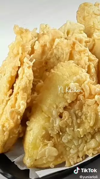5 Trik goreng pisang ala pedagang gorengan, hasilnya keriting dan renyah tahan lama