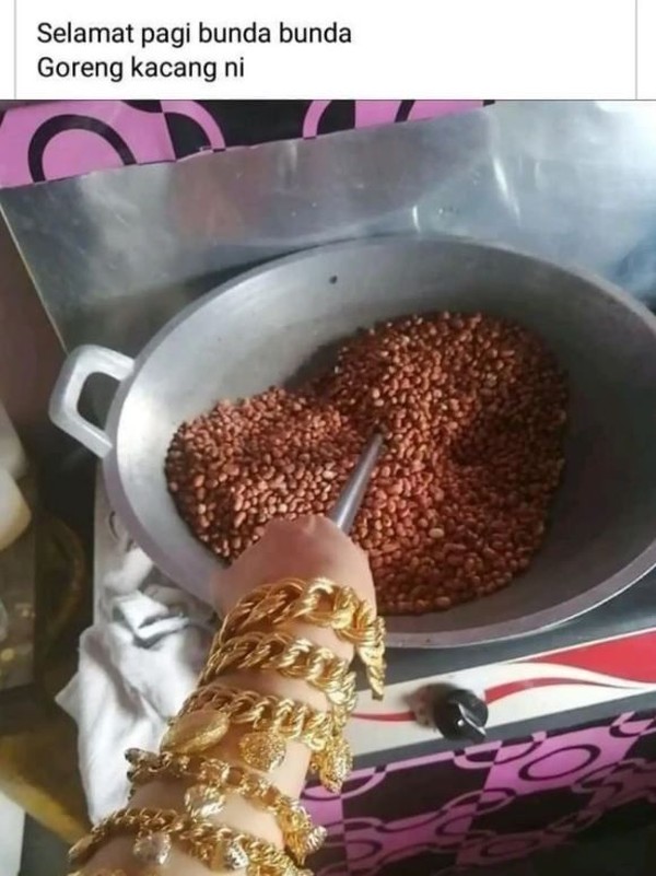 ibu masak nyeleneh berbagai sumber