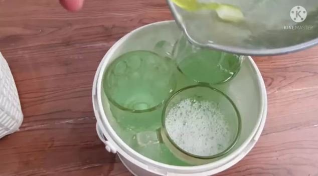 7 Cara mudah mencuci gelas kusam dan berkerak pakai 2 bahan dapur, hasilnya kinclong seperti baru