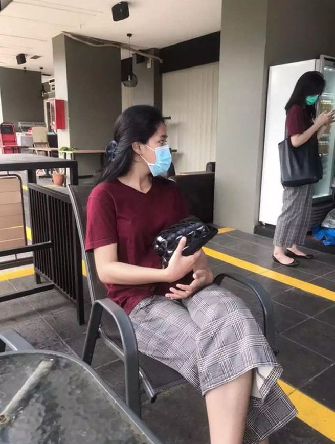 Nggak sengaja kembaran baju Berbagai sumber