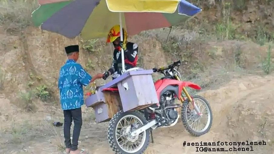 tempat jualan nyeleneh berbagai sumber