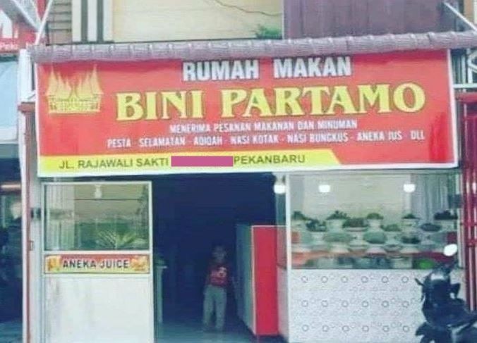 tulisan kocak rumah makan padang © berbagai sumber