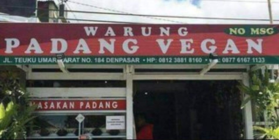 tulisan kocak rumah makan padang © berbagai sumber