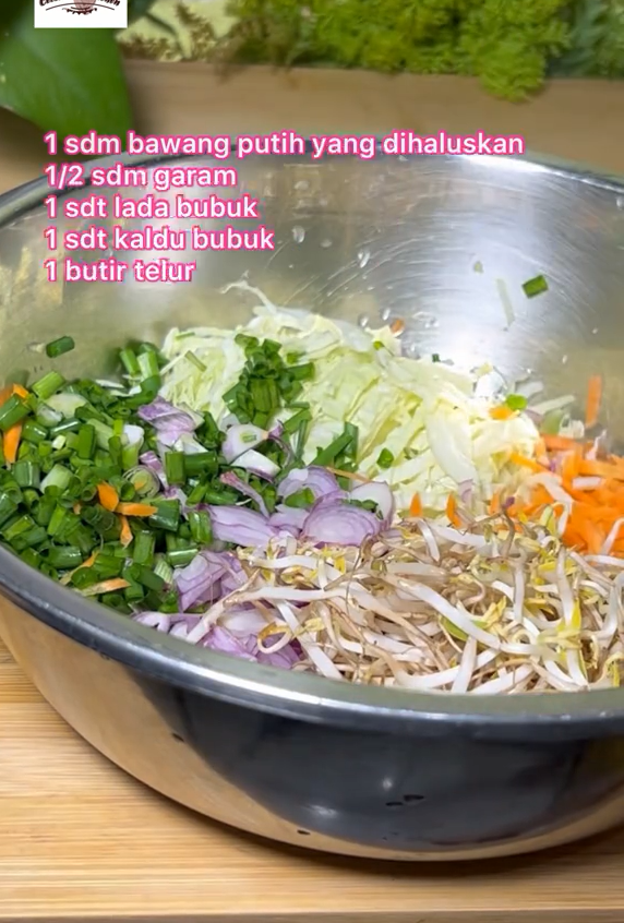 Bukan pakai jagung, ini cara membuat bakwan sayur semakin tebal dan padat cukup tambah 1 bahan makanan