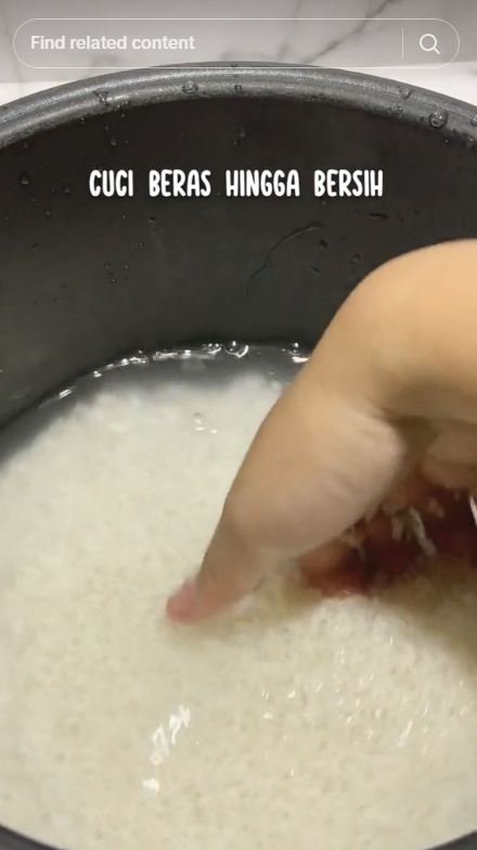 Bukan ditambah minyak goreng, ini trik menanak nasi agar pulen dan tak mudah basi pakai 1 bahan dapur