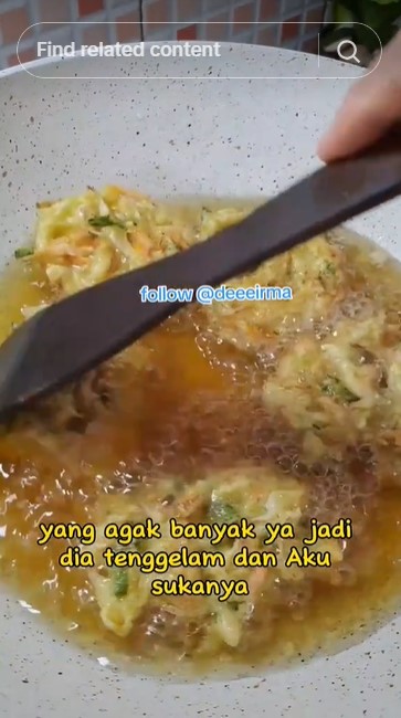Tanpa soda kue dan margarin, ini trik agar bakwan sayur tak menyerap banyak minyak pakai 1 bahan dapur