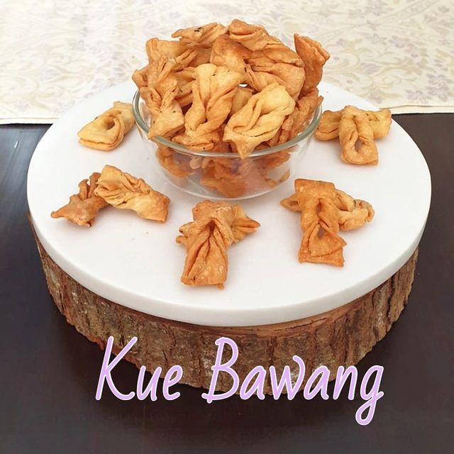 20 Cara membuat kue bawang, enak, gurih, dan bikin nagih