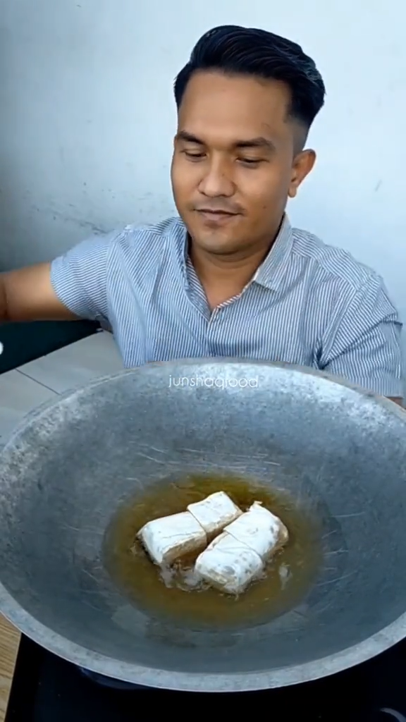 Bukan ditambah tepung terigu, ini trik bikin telur dadar semakin tebal cuma tambah 1 bahan makanan