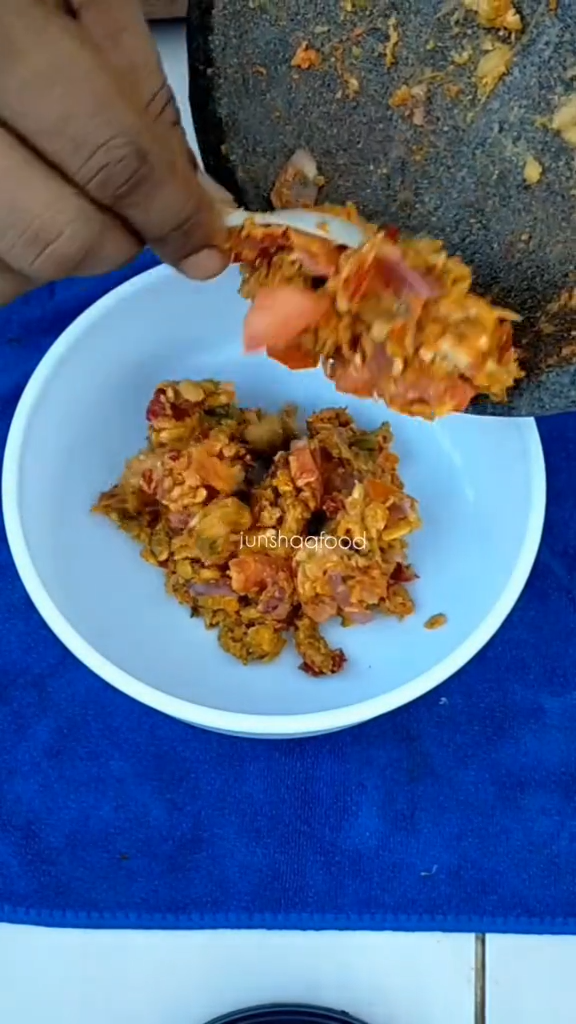 Bukan ditambah tepung terigu, ini trik bikin telur dadar semakin tebal cuma tambah 1 bahan makanan