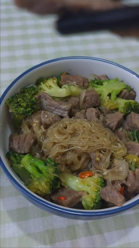 Tanpa perlu dipresto, ini cara mengolah daging sapi agar cepat empuk cuma tambah 1 bahan dapur