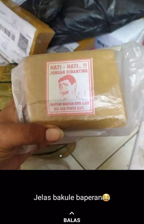 Potret kocak bungkus paket Berbagai sumber