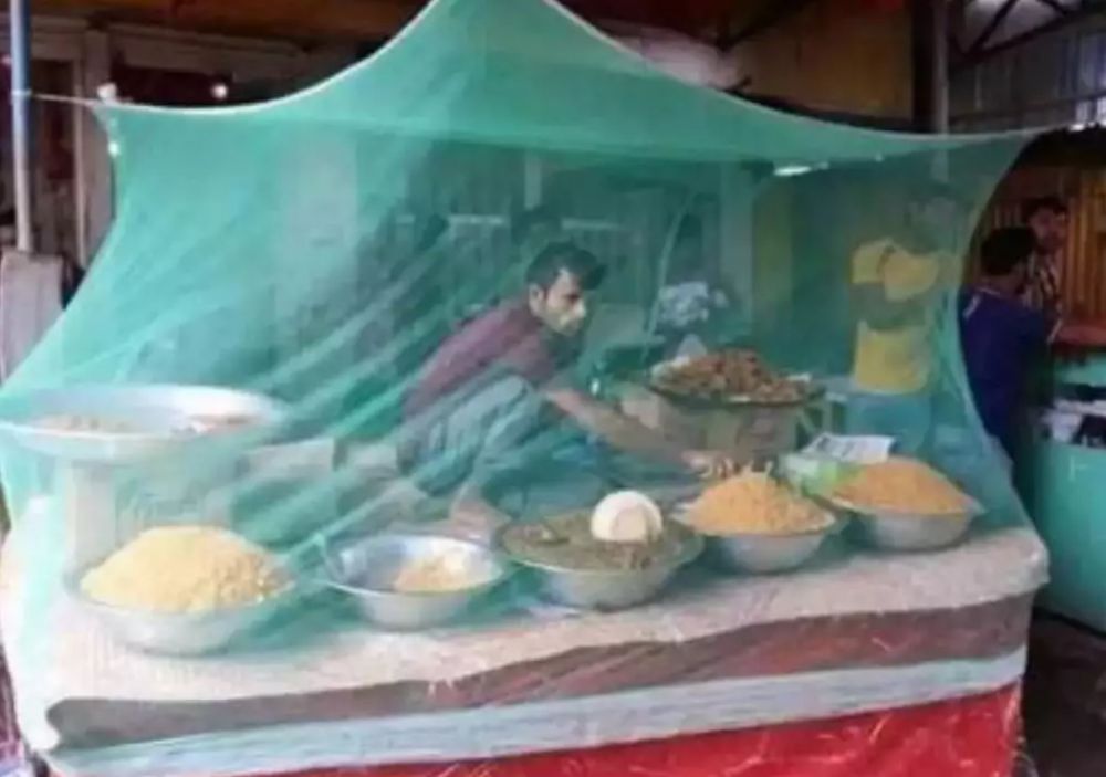 Potret kocak dagangan absurd  Berbagai sumber