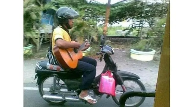 bawa motor nyeleneh berbagai sumber