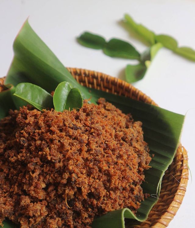 20 Cara membuat abon ayam ala rumahan, enak, gurih, dan bikin nagih