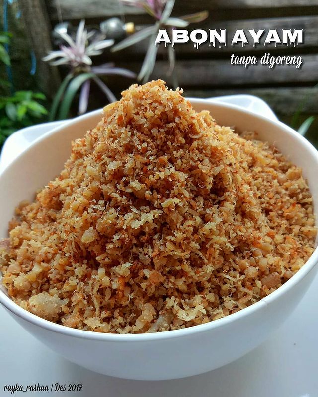 20 Cara membuat abon ayam ala rumahan, enak, gurih, dan bikin nagih