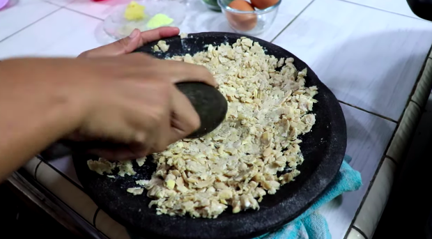Bukan terong, ini trik bikin bakwan tebal dan tak menyerap banyak minyak cukup tambah 1 bahan makanan