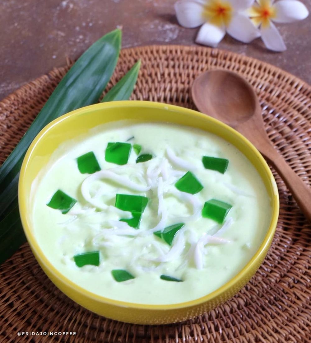 21 Cara membuat es buko pandan, segar dan praktis