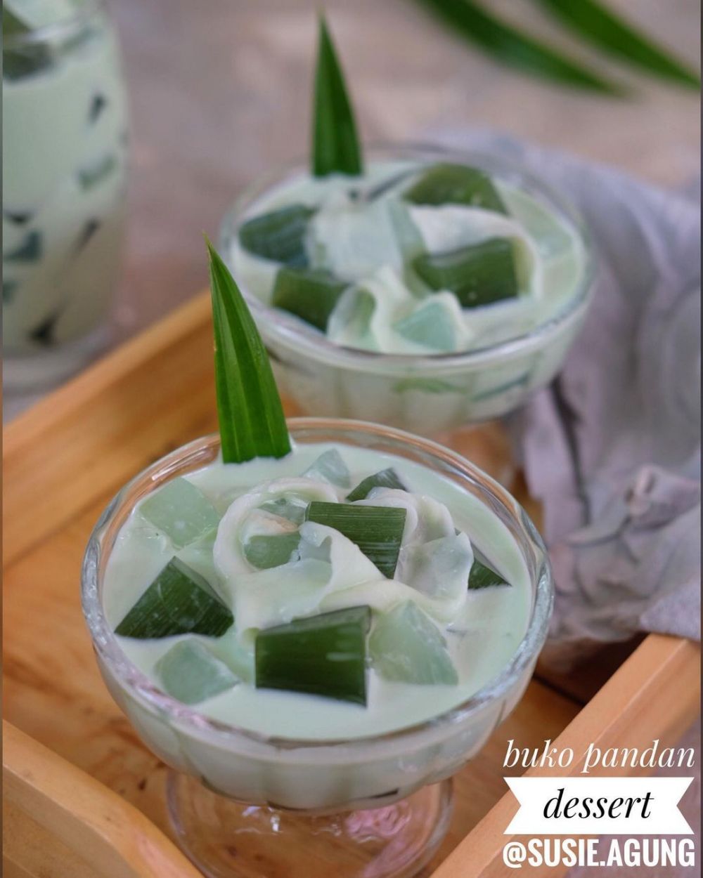 21 Cara membuat es buko pandan, segar dan praktis