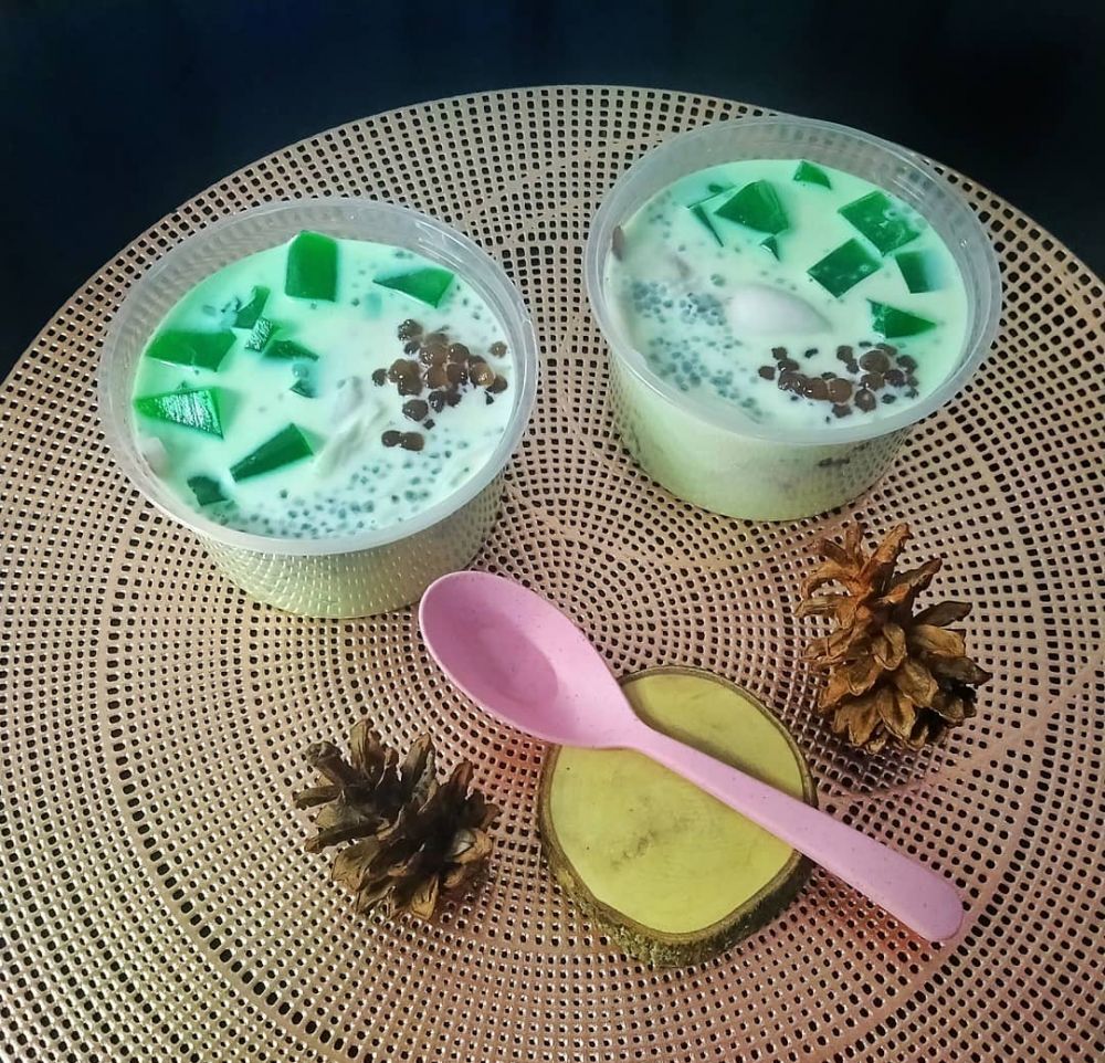 21 Cara membuat es buko pandan, segar dan praktis