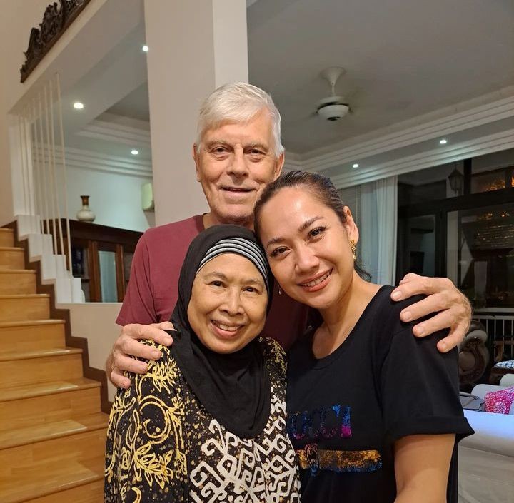 potret kedekatan bcl dan keluarga ashraf © instagram potret kedekatan bcl dan keluarga ashraf © instagram