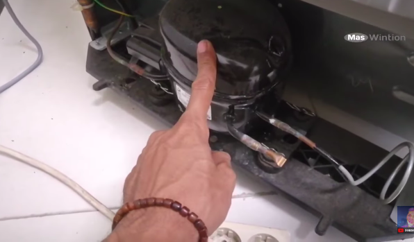 Tanpa perlu diganti alat atau sparepart, ini trik mudah mengatasi kulkas satu pintu yang tidak dingin