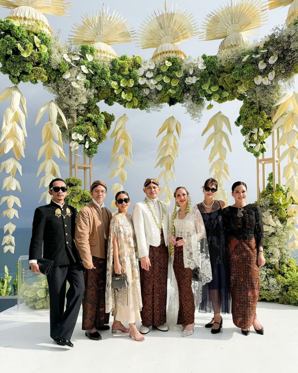 potret seleb di akad nikah kedua BCL © berbagai sumber  potret seleb di akad nikah kedua BCL © berbagai sumber