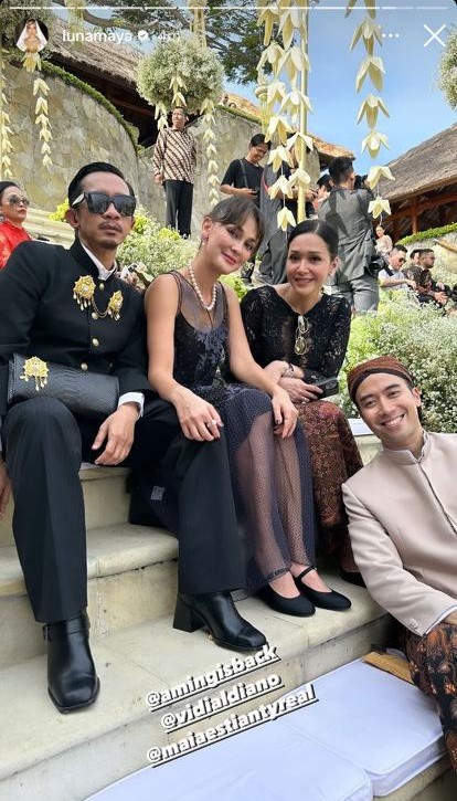 potret seleb di akad nikah kedua BCL © berbagai sumber potret seleb di akad nikah kedua BCL © berbagai sumber