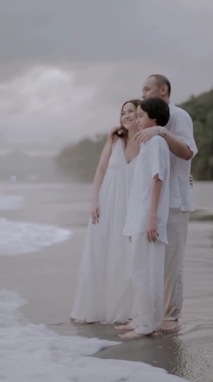 Dapat pasangan tetangga sendiri, BCL unggah video menyentuh usai nikah dengan Tiko Aryawardhana