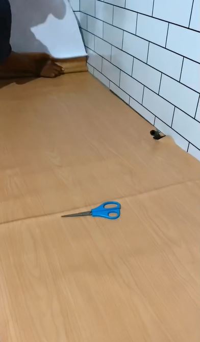 Dapur ukuran 2x1 meter ini di-makeover jadi estetik TikTok Dapur ukuran 2x1 meter ini di-makeover jadi estetik TikTok