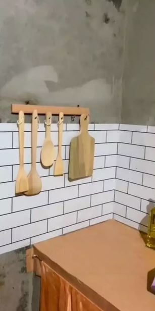 Dapur ukuran 2x1 meter ini di-makeover jadi estetik TikTok Dapur ukuran 2x1 meter ini di-makeover jadi estetik TikTok