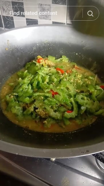 Tanpa asam jawa atau tanah lempung, ini trik hilangkan rasa pahit pare cukup pakai 2 bumbu sederhana