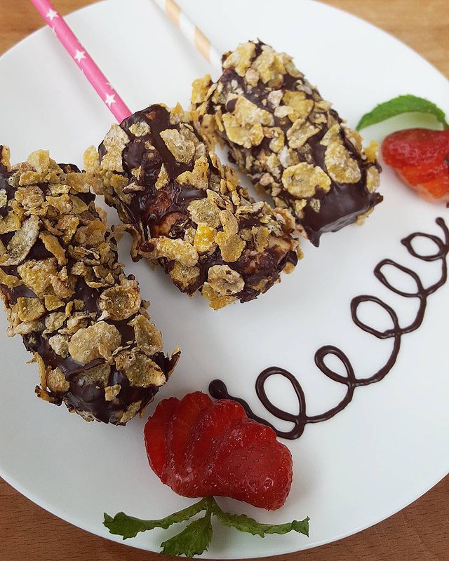 20 Cara membuat es pisang cokelat, segar, enak, dan cocok buat jualan