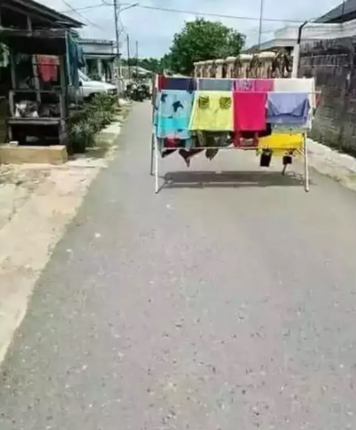 Benda tak pada tempatnya bikin nggak habis pikir Berbagai sumber Benda tak pada tempatnya bikin nggak habis pikir Berbagai sumber