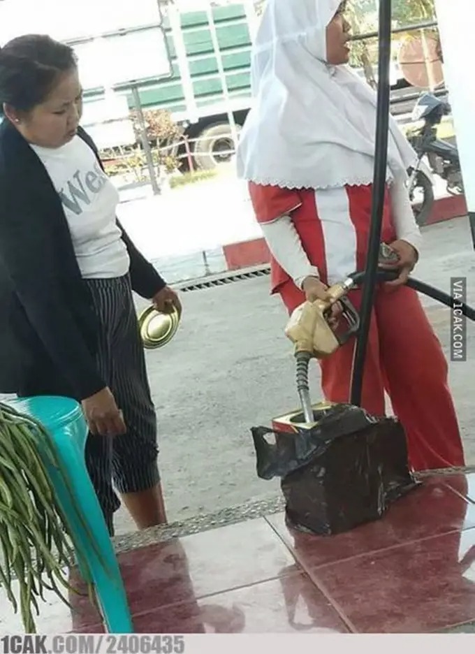 absurd di pom berbagai sumber