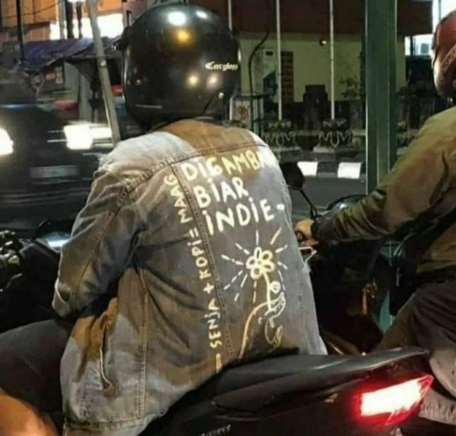 outfit nyeleneh pemotor © berbagai sumber outfit nyeleneh pemotor © berbagai sumber