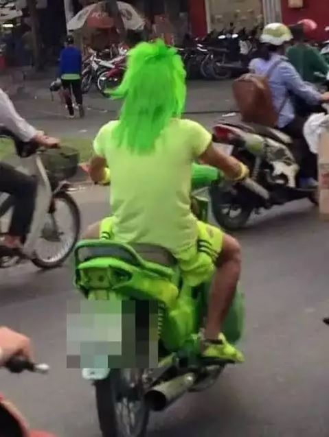 outfit nyeleneh pemotor © berbagai sumber outfit nyeleneh pemotor © berbagai sumber
